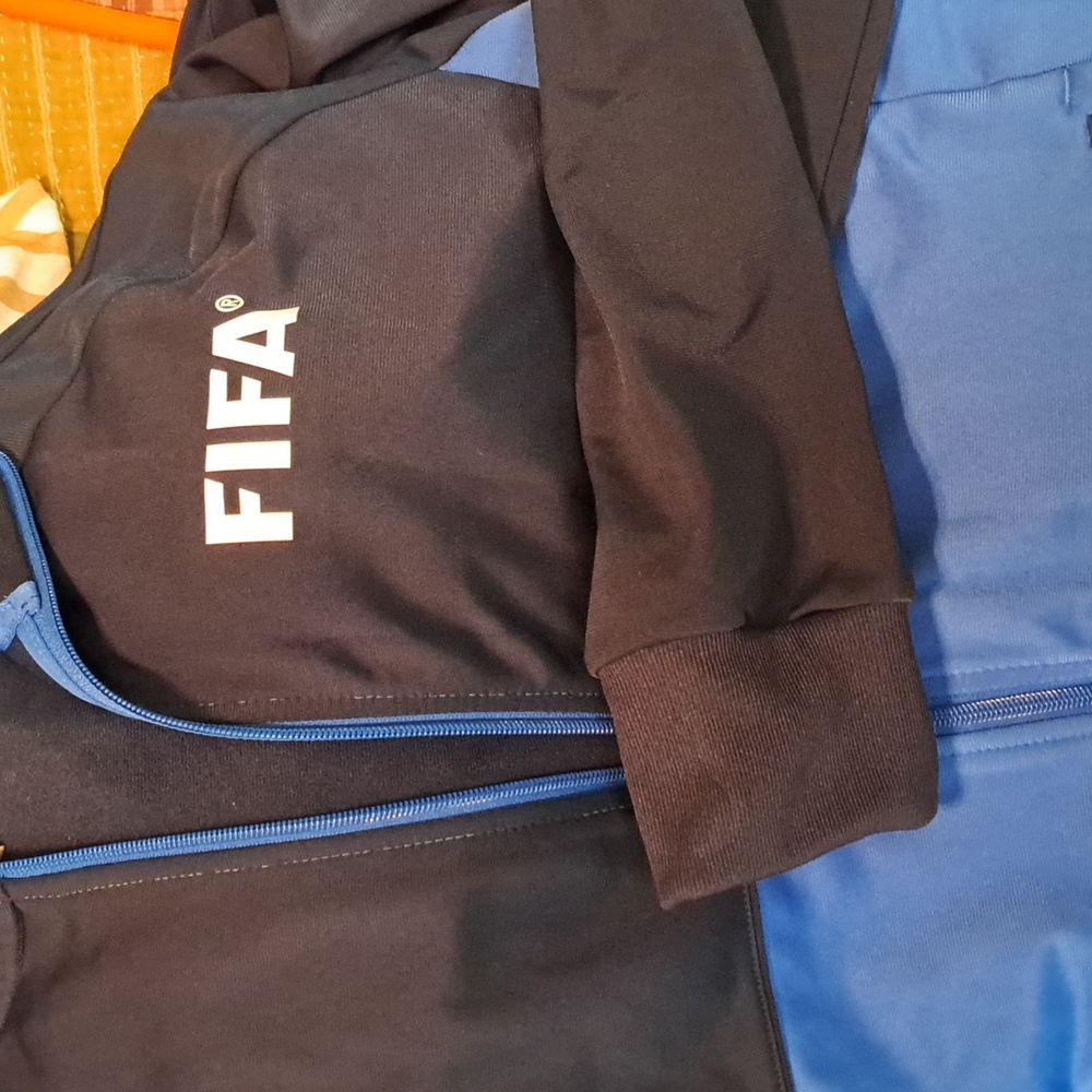 Jacket - Picture 3 of 4